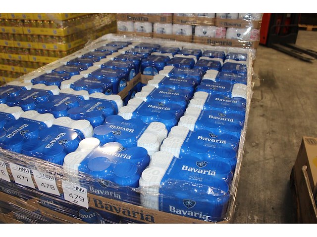 240 blikken bavaria bier 33 cl tht 9-2026. bod inclusief statiegeldwaarde van 36 euro. - afbeelding 1 van  2