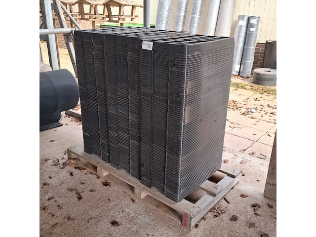 240x kunststof plantenrekken - afbeelding 5 van  7