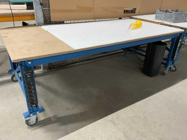 245x123cm mobiele werktafel - afbeelding 2 van  3