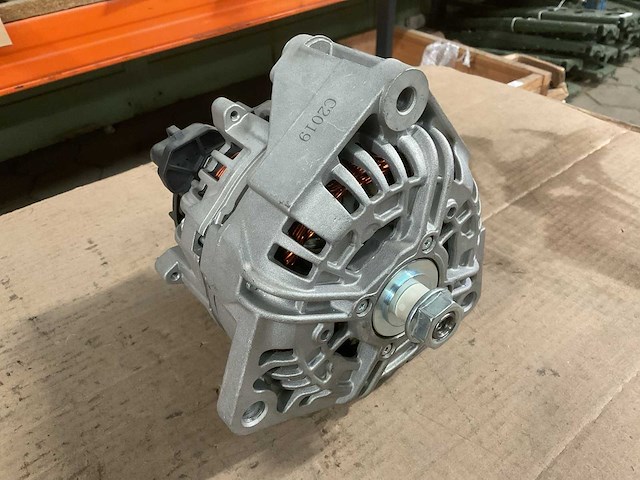 24v 100a dynamo (4x) - afbeelding 3 van  6