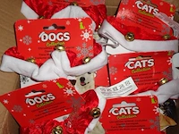 24x dieren kerstpakje hond en kat