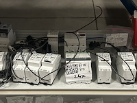 24x elektrotechnische schakelcomponenten w.o. eaton, schneider, honeywell - afbeelding 1 van  6
