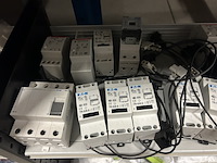 24x elektrotechnische schakelcomponenten w.o. eaton, schneider, honeywell - afbeelding 2 van  6