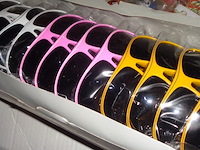 24x kinderzonnebril ass kleur - afbeelding 1 van  3