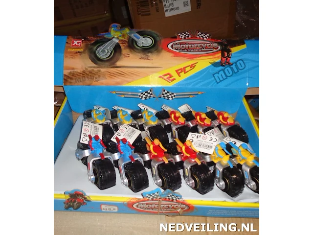 24x motor high speed in display - afbeelding 2 van  3