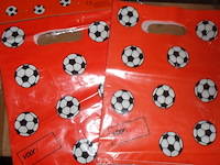 24x pakjes met 10 party bags voetbal - afbeelding 2 van  3