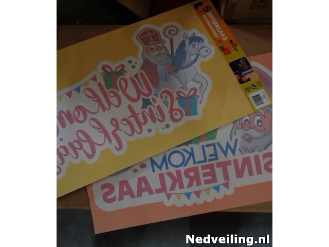 24x sinterklaas raamstickers welkom sinterklaas - afbeelding 2 van  3