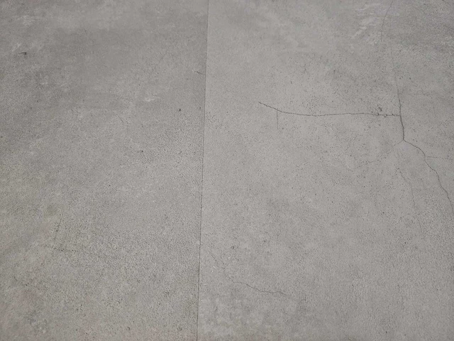 25 m2 pvc click tegel - 820 x 305 x 4 mm - afbeelding 1 van  3