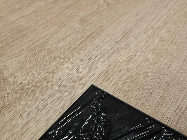 25 m2 pvc dryback plank - 1320 x 196 x 2,5 mm - afbeelding 1 van  2