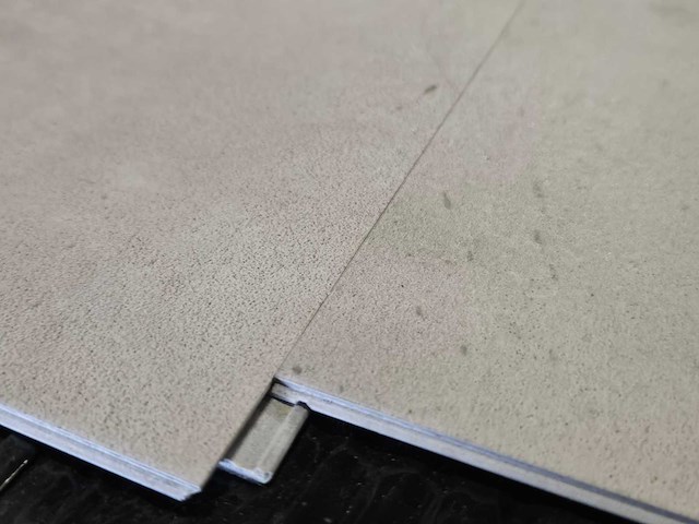 25 m2 pvc spc click tegel - 610 x 305 x 5 mm - afbeelding 2 van  3