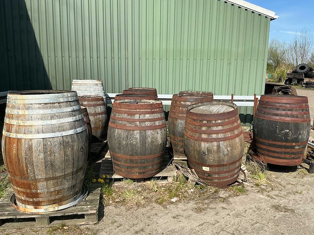 25 wijnvaten - afbeelding 15 van  20