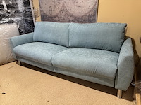 2,5 zits bank, blauw stof, rvs poten - afbeelding 1 van  5