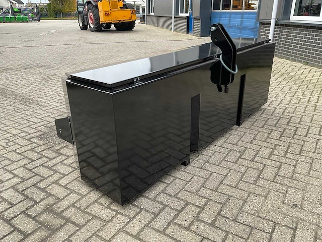 250 cm frontkist - afbeelding 1 van  1