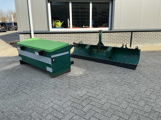 250 cm frontschuif met frontkist - afbeelding 1 van  9