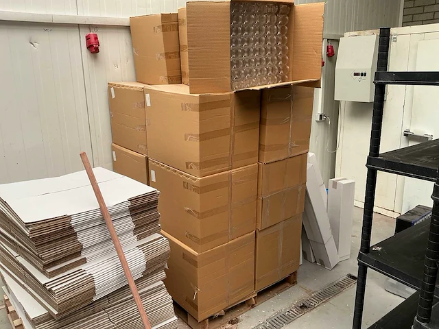 250 ml verpakkingspotjes verpakkings materiaal (5000x) - afbeelding 4 van  5