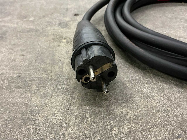 2.5mm2 shuko verlengkabel 5m (60x) - afbeelding 2 van  4