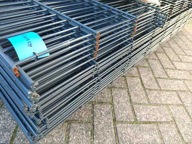 25x dubbelstaafs hekwerkpanelen 8 / 6 / 8 - 203 hoog met palen - afbeelding 3 van  11