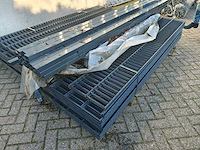 25x dubbelstaafs hekwerkpanelen 8 / 6 / 8 - 203 hoog met palen - afbeelding 1 van  11