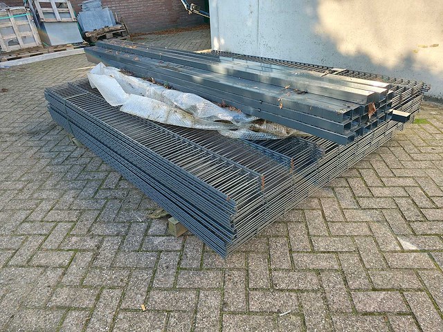 25x dubbelstaafs hekwerkpanelen 8 / 6 / 8 - 203 hoog met palen - afbeelding 5 van  11
