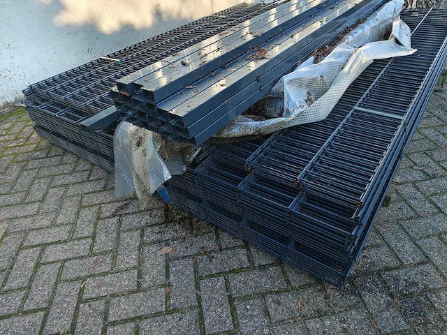 25x dubbelstaafs hekwerkpanelen 8 / 6 / 8 - 203 hoog met palen - afbeelding 9 van  11
