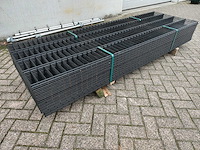 25x heras - 8/6/8 - dubbelstaafs hekwerk - afbeelding 1 van  8