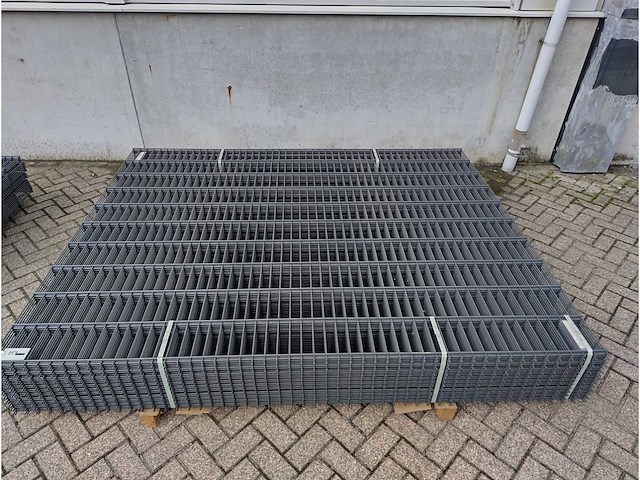 25x heras - hekwerk dubbelstaafs 8/6/8 -2030mm hoog 2024 - afbeelding 2 van  7