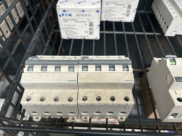 25x meterkast zekeringhouders w.o. aardlekautomaat w.o. hager, siemens - afbeelding 5 van  9