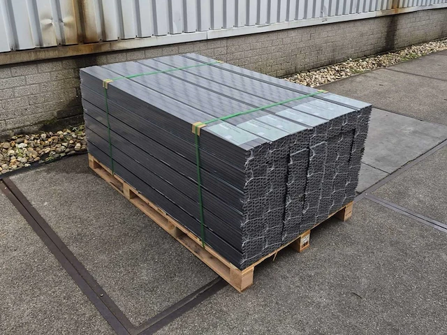 25x triple rhombus schutting zwart - composiet schutting - 45 meter schutting - afbeelding 2 van  5
