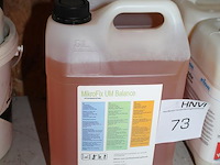 26 jerrycans a 5l microfix um balance saris company. - afbeelding 2 van  3