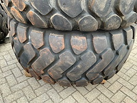 26.5r25 industrie band met velg (4x) - afbeelding 1 van  10