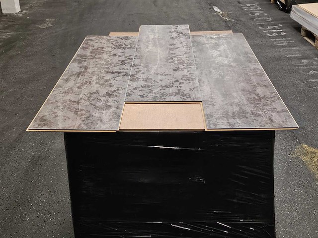 27 m2 laminaat plank - 1294 x 320 x 6 mm - afbeelding 3 van  3