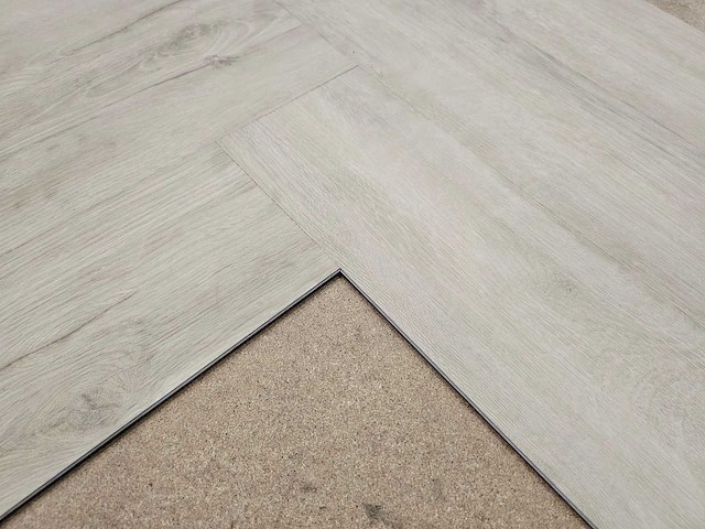 27 m2 pvc spc click visgraat - 610 x 150 x 5 mm - afbeelding 2 van  3