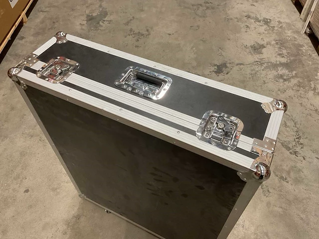 27x83x102cm flightcase - afbeelding 3 van  4
