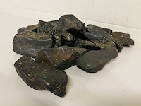 2,8 kilo shungiet ruwe stukken - afbeelding 3 van  3