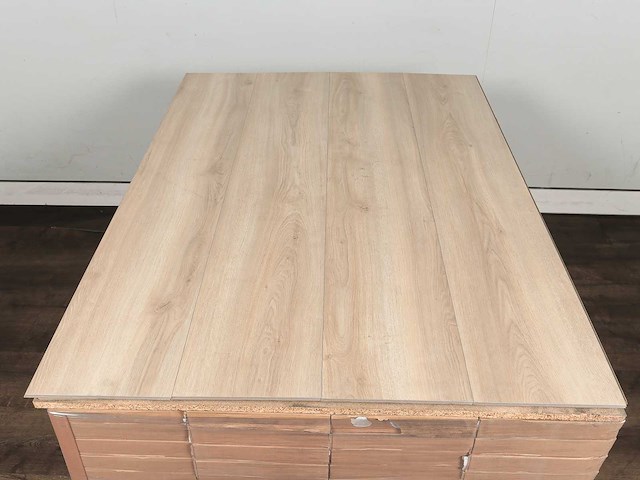 28 m2 laminaat plank watervast - 1383 x 244 x 8,5 mm - afbeelding 2 van  3