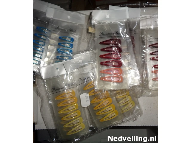 288 pakjes met 6 haarclipjes - afbeelding 2 van  3
