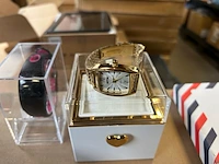 28x horloges, sieraden en accessoires w.o. vedder & vedder, cluse, guess, fossil - afbeelding 10 van  11