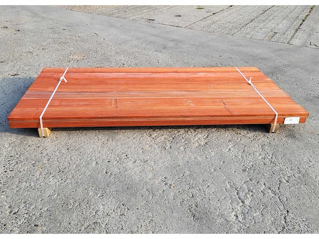 28x padouk planken 21 x 140mm , lengte 215 cm (8.4 m2) - afbeelding 2 van  4