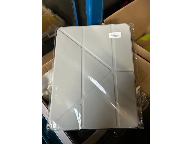 28x tablet / ipad hoezen en accessoires w.o. huawei, imoshion - afbeelding 2 van  13