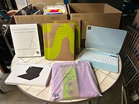 28x tablet / ipad hoezen en accessoires w.o. huawei, imoshion