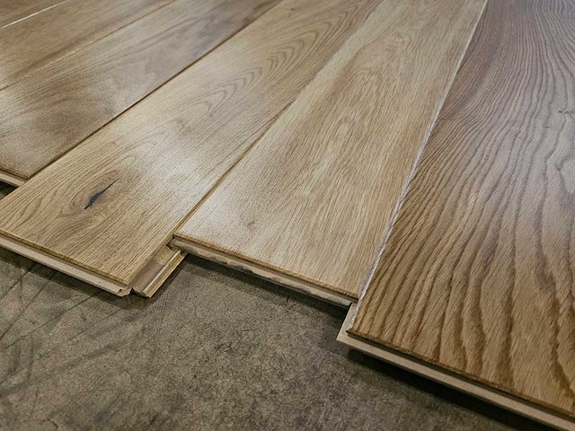 29 m2 parket eiken multiplank - 725 x 130 x 14 mm - afbeelding 2 van  3