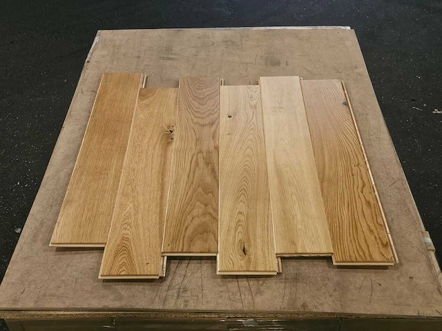 29 m2 parket eiken multiplank - 725 x 130 x 14 mm - afbeelding 3 van  3