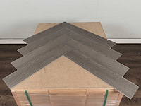 29 m2 pvc spc click visgraat met xps onderlaag - 610 x 150 x 5 mm - afbeelding 3 van  4