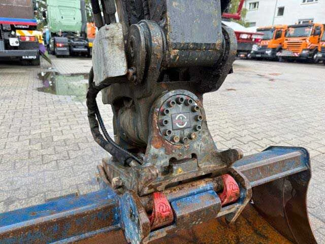 2922 - komatsu - pc58mr-5e0 - tracked excavator - afbeelding 26 van  31