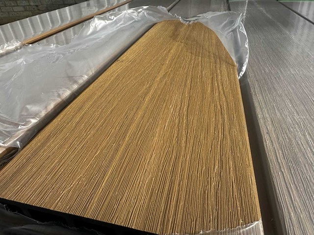 294x composiet eiken schuttingplank 182,5x15,4x2 cm - afbeelding 3 van  4