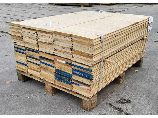 29.6m2 afrikaans eiken vloerdelen 18 x 190 mm, lengte 120cm ( 130x ) - afbeelding 5 van  5
