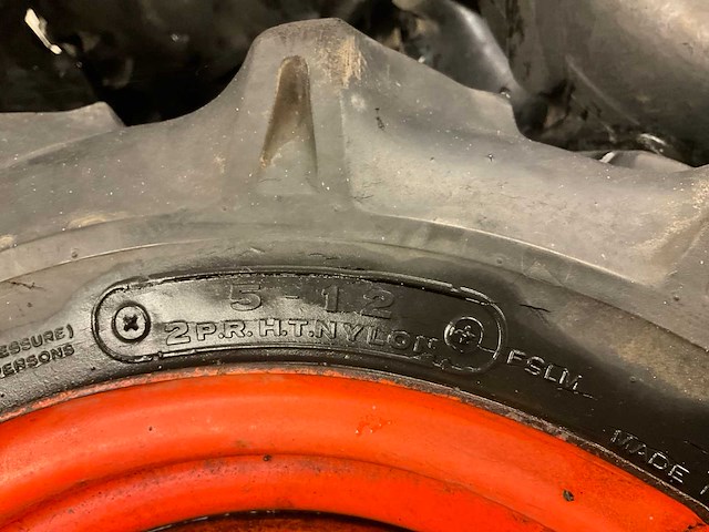 29x 5.00-12 minitractor band met velg - afbeelding 8 van  9