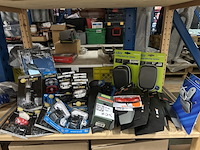 29x fietsaccessoires w.o. verlichting, telefoonhouder w.o. selle royal, ikzi - afbeelding 1 van  10