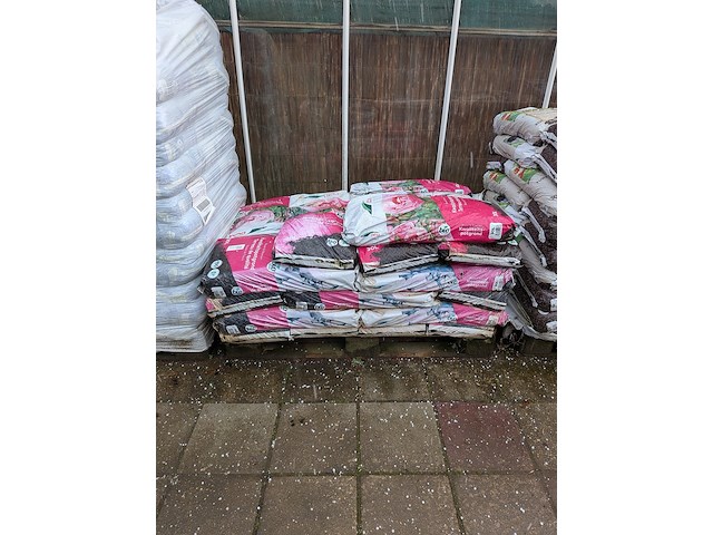 29x zak potgrond a 30 liter dcm - afbeelding 1 van  9