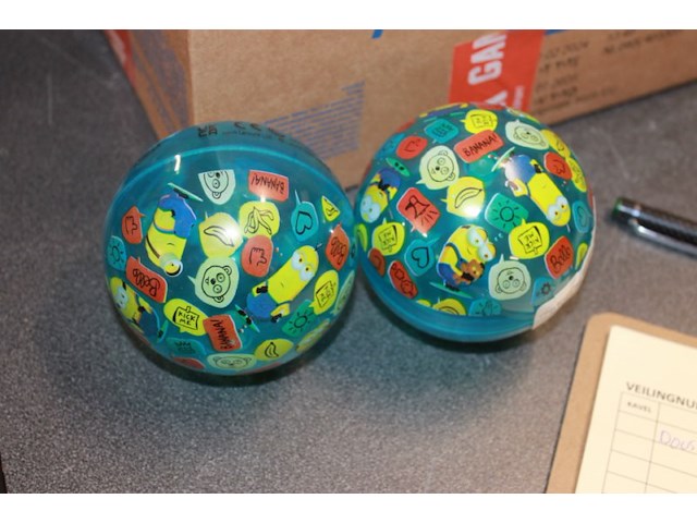 2ballen minions in ds 001 - afbeelding 2 van  3